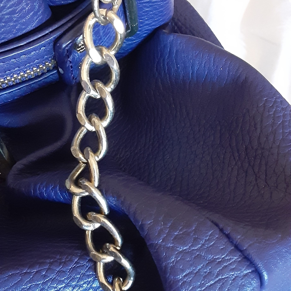 Olive and Joy Purple Handbag Like New Hobo - Picture 7 of 10